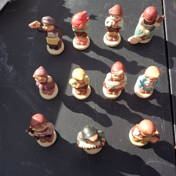 German Porcelain Children Figurines Mini Set 11 - Picture 2 of 4